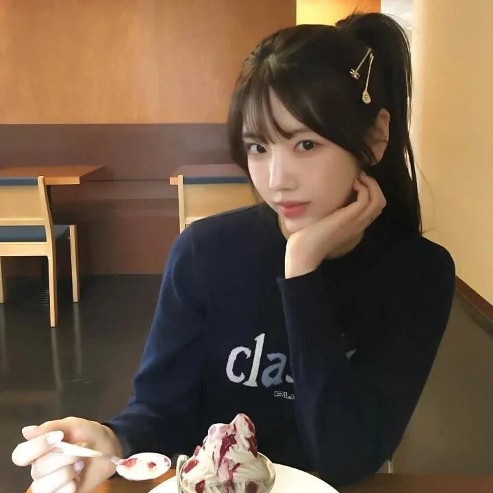 坠雪少女